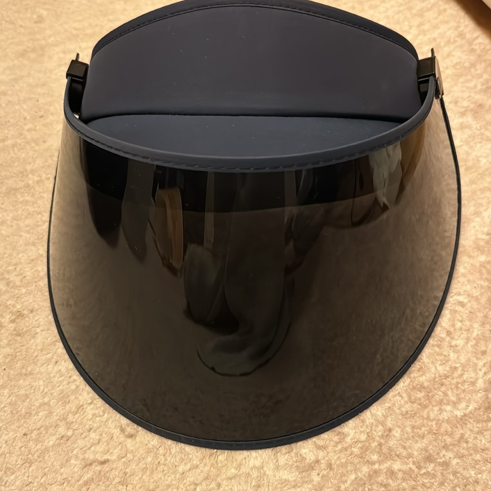 Blue visor hat. - Picture 2 of 4